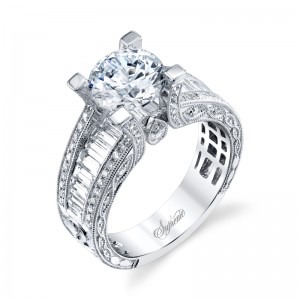 18K White Gold Engagement Ring