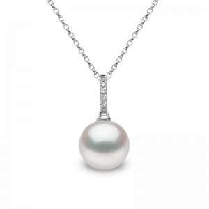 YPM0021-705+C London Pearl & Diamond Pendant In 18 Karat White Gold With 1 Fresh Water Pearl