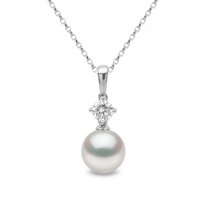 YPM1130-7X London Pearl & Diamond Pendant In 18 Karat White Gold With 1 Akoya Pearl