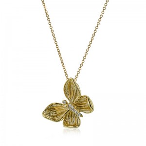 Monarch Butterfly Pendant Necklace in 18K gold with diamonds DP272