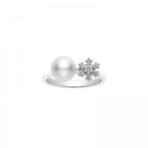 Mikimoto Pearl Ring In 18 Karat White Gold, With 1 Akoya A+ 7.5mm Pearl &  7 Round Diamonds = 0.09ctw Model Mrh10013adxwr065