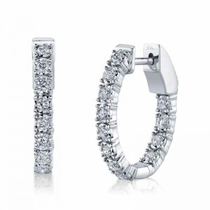 Shy Creation Stella Oval Hoop Earrings In 14k White Gold With 24 Round Cut Diamonds =0.47ctw.  Model #sc55009478h0.75