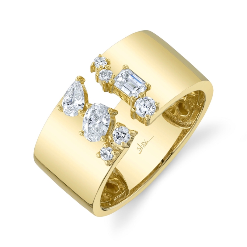 SC22009082 Collette Collection Diamond Emerald Oval Pear Ring In 14 Karat Yellow Gold