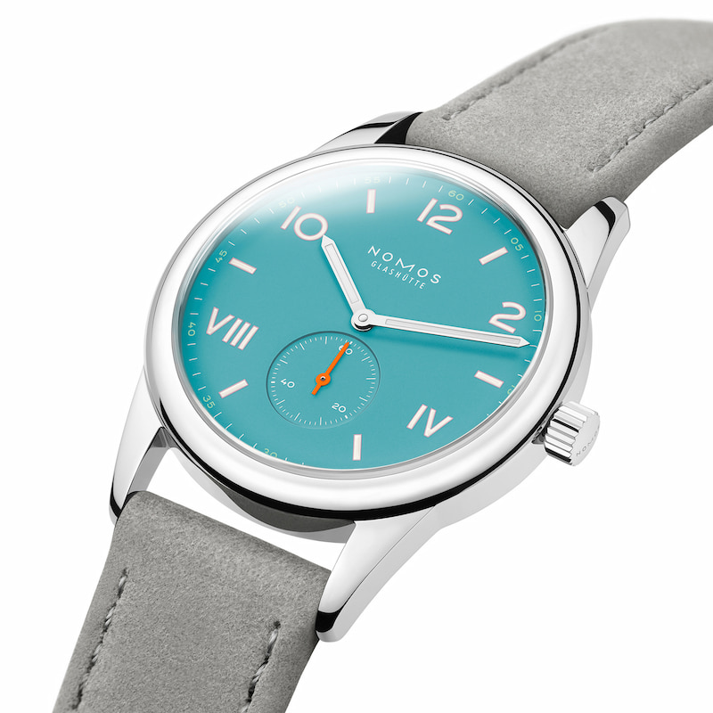 nomos-724-club-campus-38-endless-blue-sheiban-jewelers-3