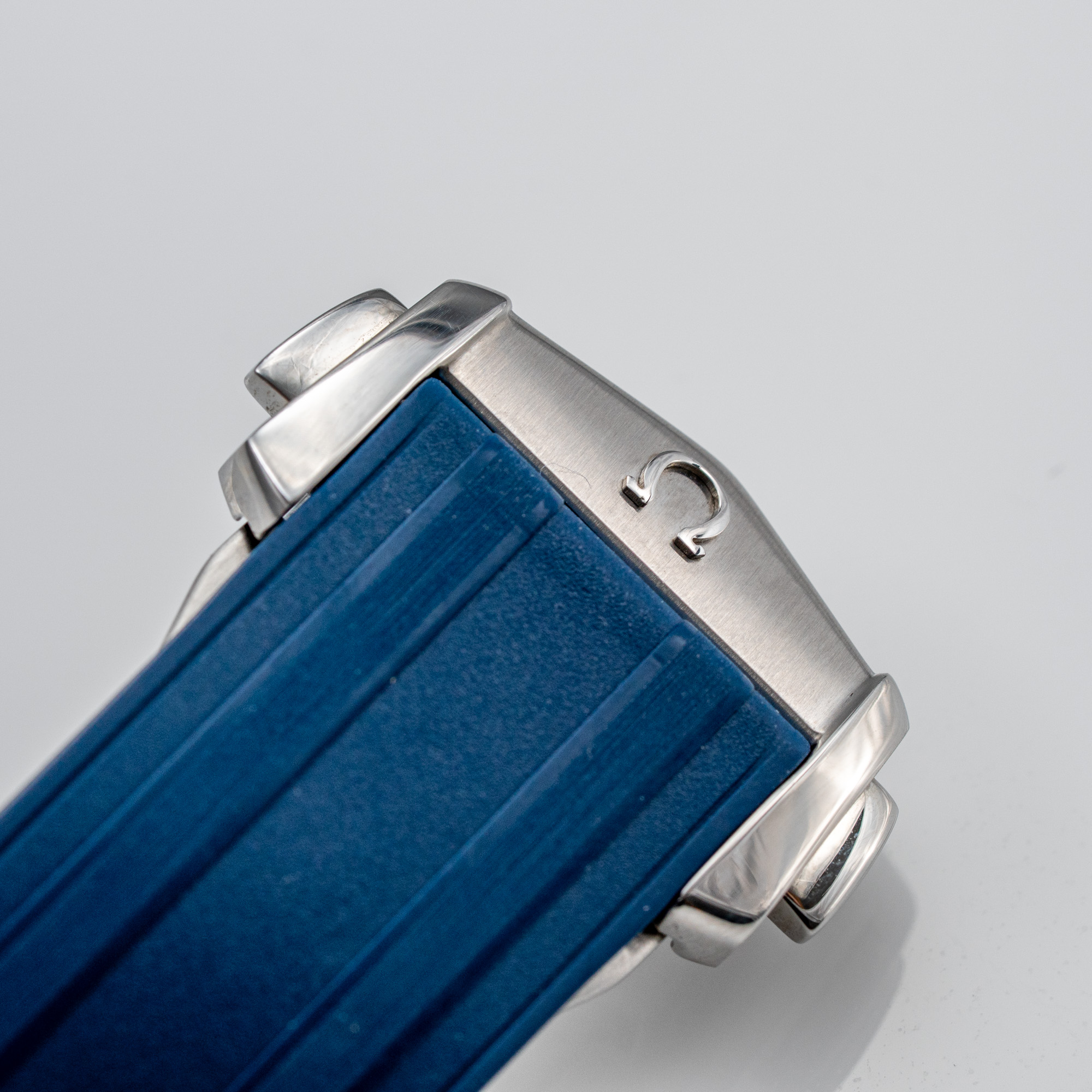 sheibanjewelers_SheibanJewelers_Omega_210.32.42.20.06.001-7