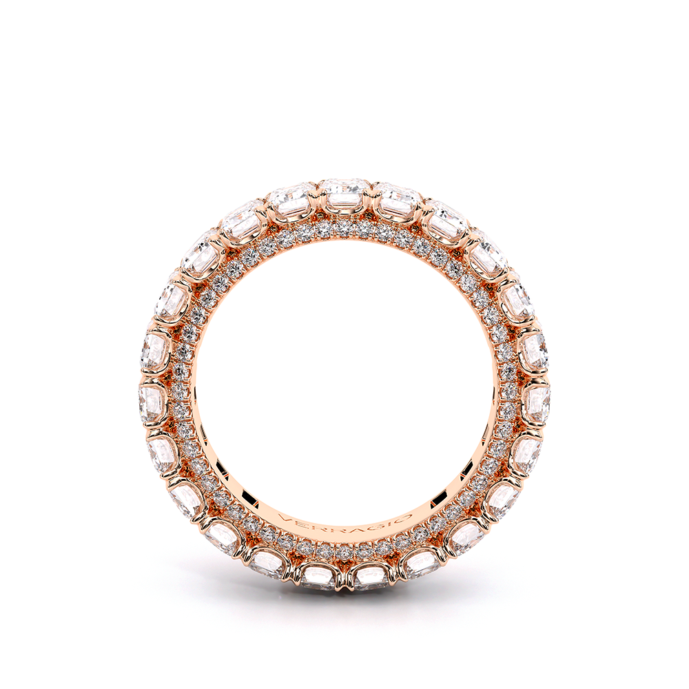 style-image-rose-2043-1686340261-1000-WED-2021-EM-4-ETERNITY-Rose-Pics_002.png
