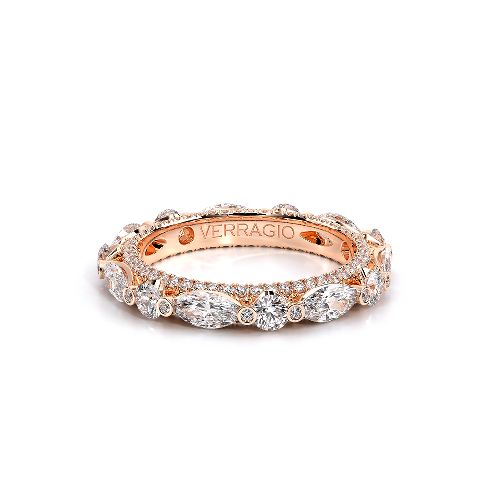 style-image-rose-2046-1686340642-1000-WED-2021-MQ-6x3-ETERNITY-Rose-Pics_003.png