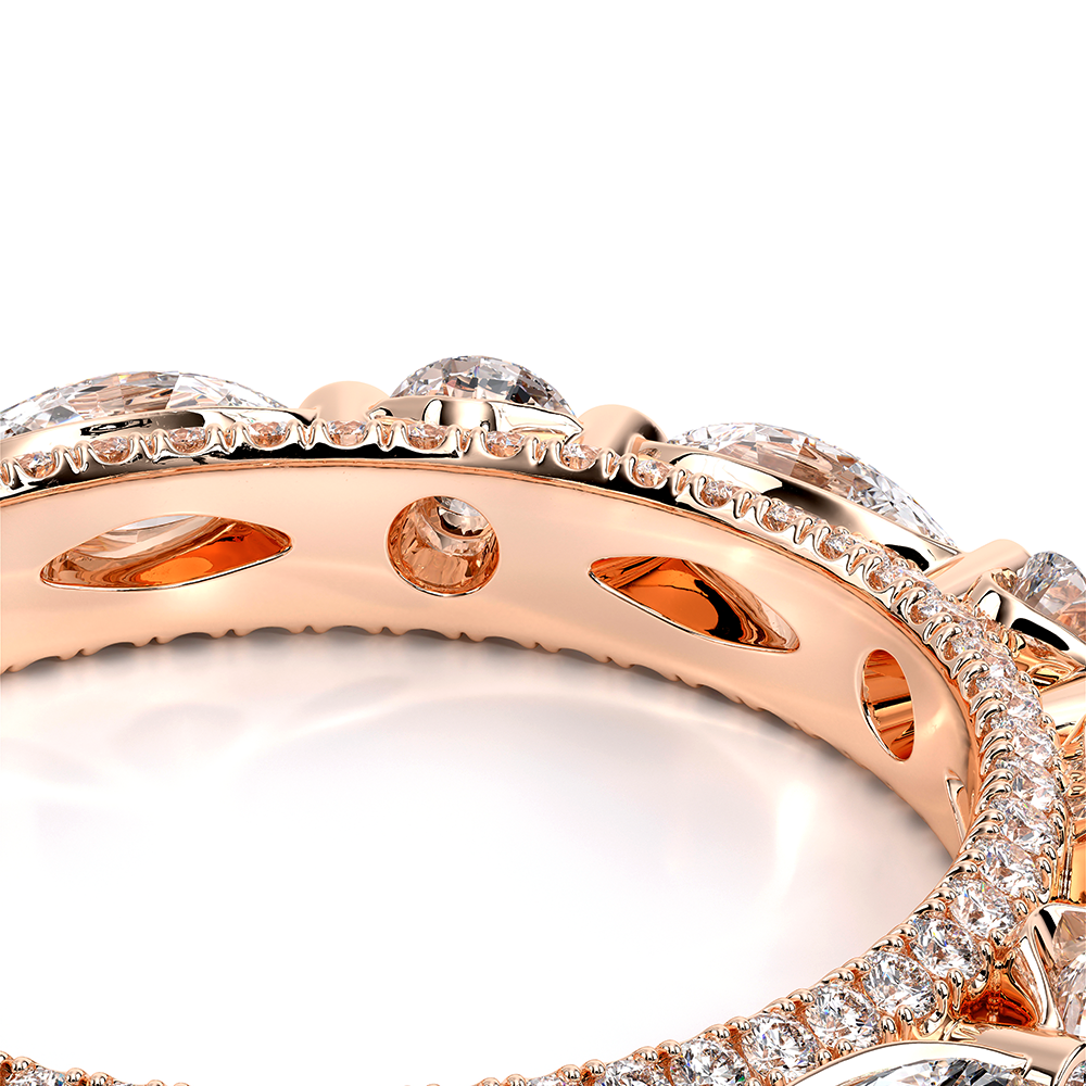style-image-rose-2046-1686340643-1000-WED-2021-MQ-6x3-ETERNITY-Rose-Pics_004.png
