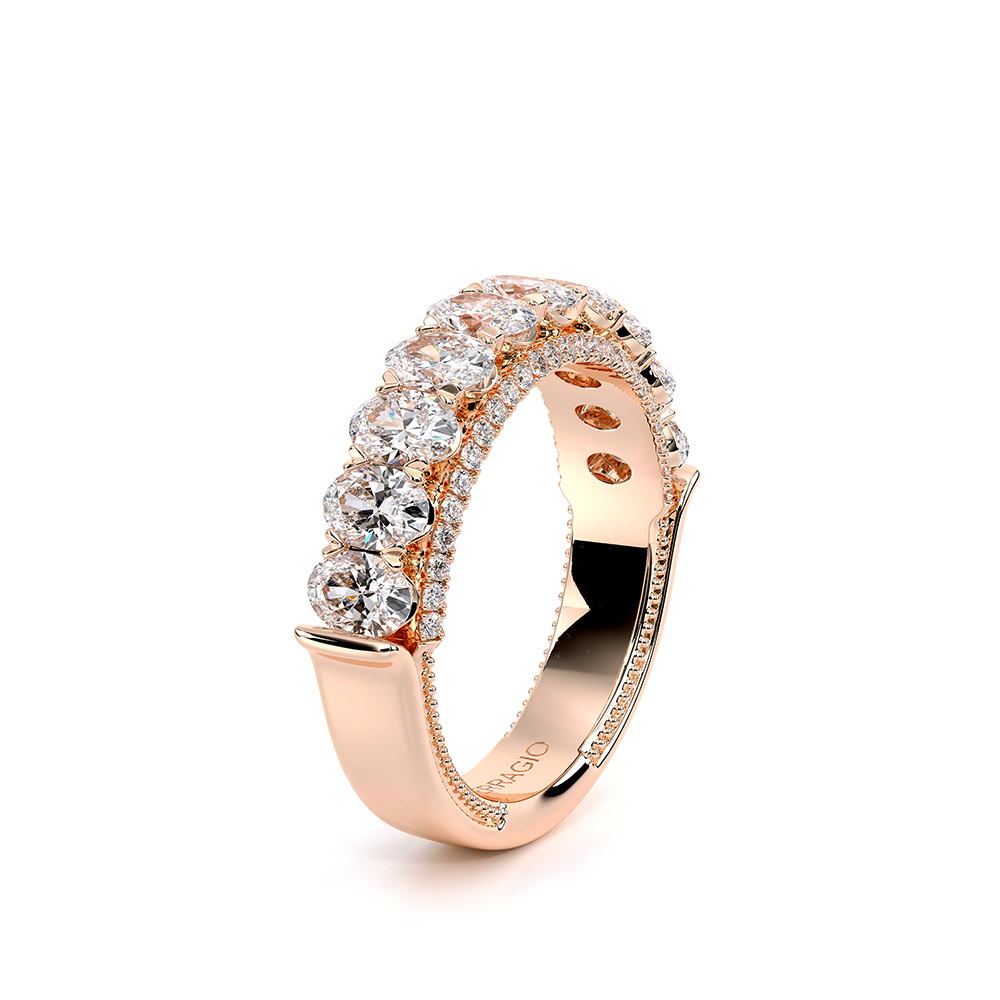 style-image-rose-2049-1686343070-1000-WED-2021-OV-4_5-HALF-WAY-Rose-Pics_01.png