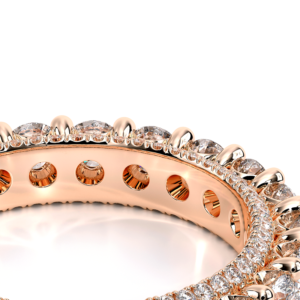 style-image-rose-2051-1686343365-1000-WED-2021-R-3-ETERNITY-Rose-Pics_04.png