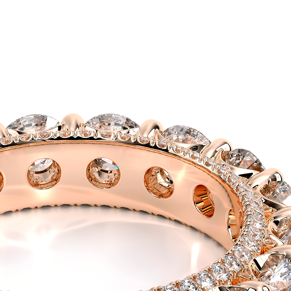 style-image-rose-2053-1686343538-1000-WED-2021-R-4_0-ETERNITY-Rose-Pics_04.png
