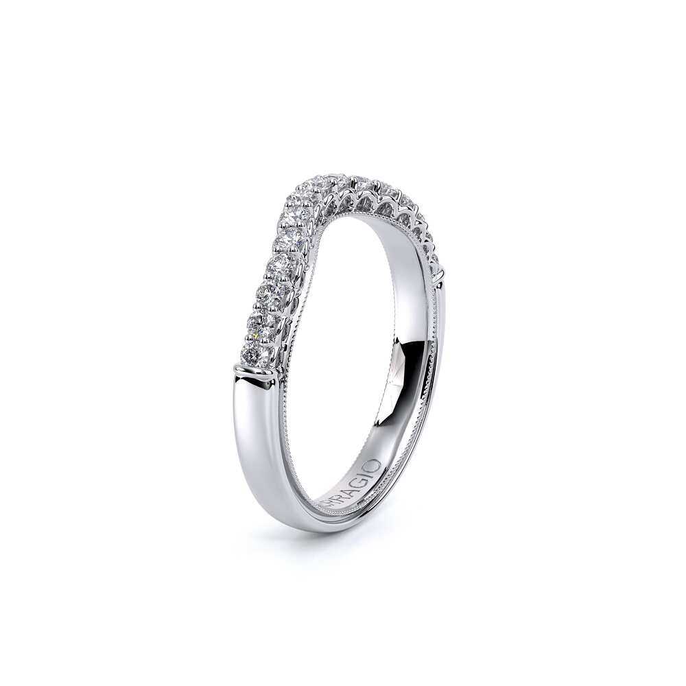 style-image-white-1827-1600968394-52-V-908_W-White-Pics_00001