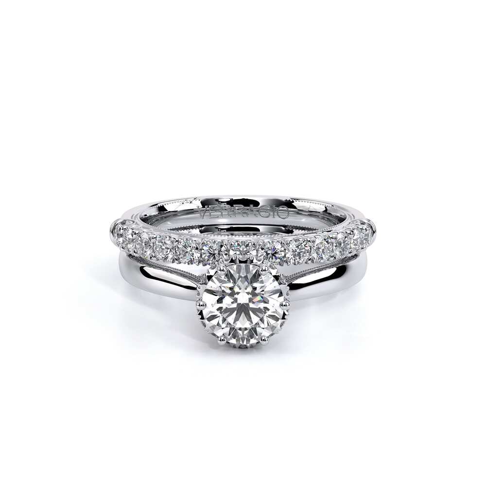 style-image-white-1837-1600973518-55-V-942_W-White-Pics_00006
