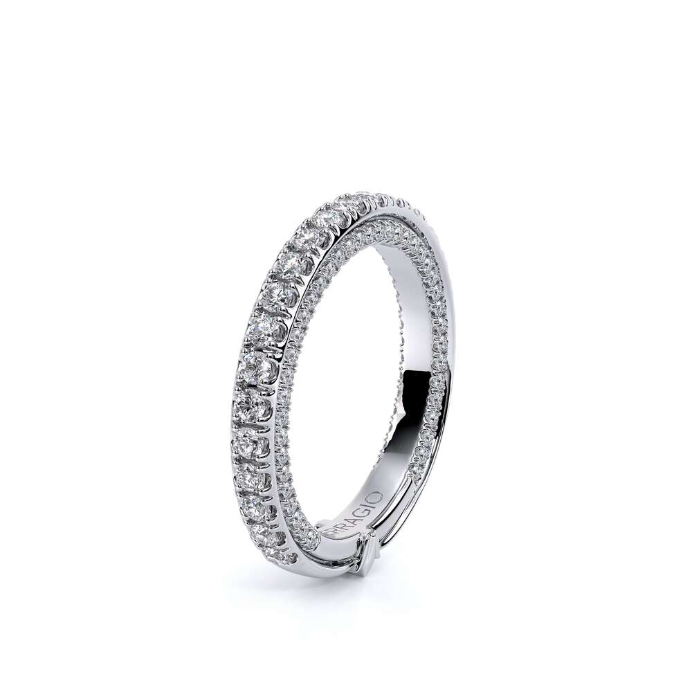 style-image-white-1951-1607622215-74-ENG-04_W-White-Pics_00001
