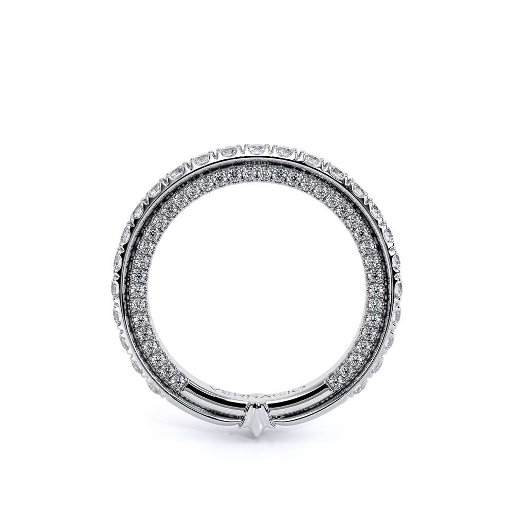 style-image-white-1951-1607622222-74-ENG-04_W-White-Pics_00002