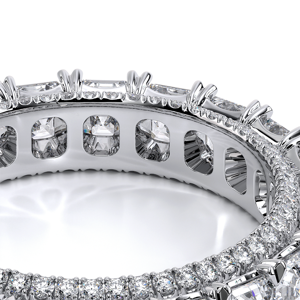 style-image-white-2042-1686340141-1000-WED-2021-ASCH-3-ETERNITY-White-Pics_004.png