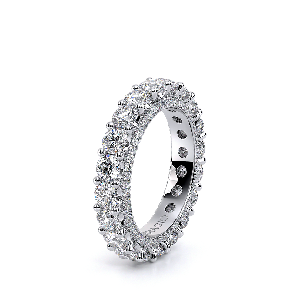 style-image-white-2050-1686343213-1000-WED-2021-R-3_5-ETERNITY-White-Pics_01.png