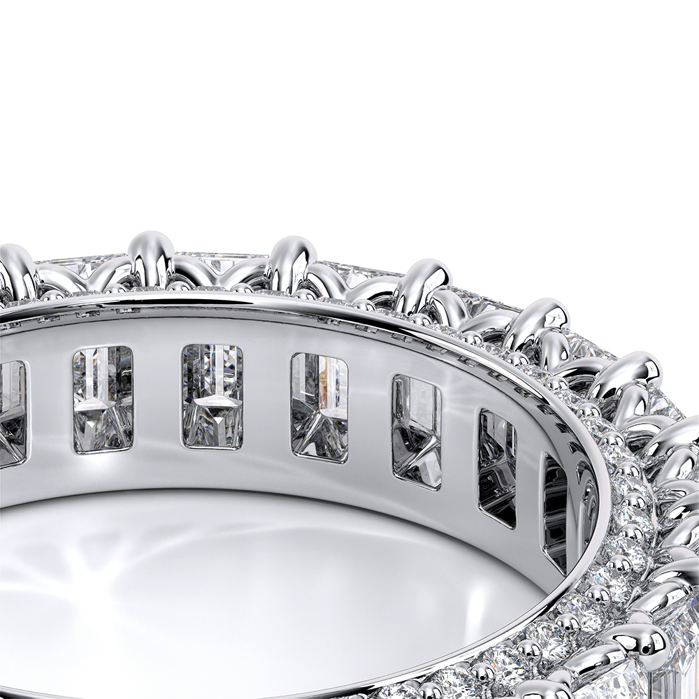 style-image-white-2058-1686345857-1000-WED-2022-EM-4-ETERNITY-White-Pics_04.png