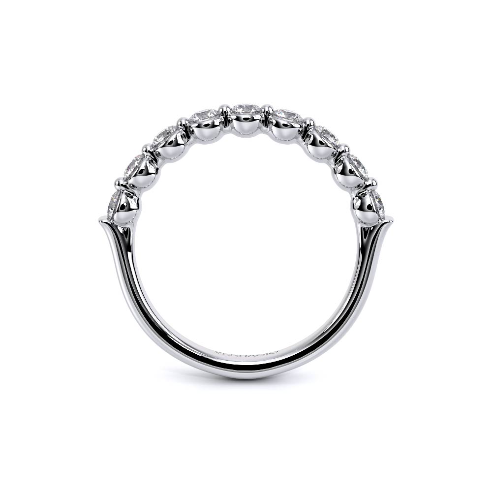 style-image-white-2203-1708551397-192-V-990W2_5-White-Pics-S_00002